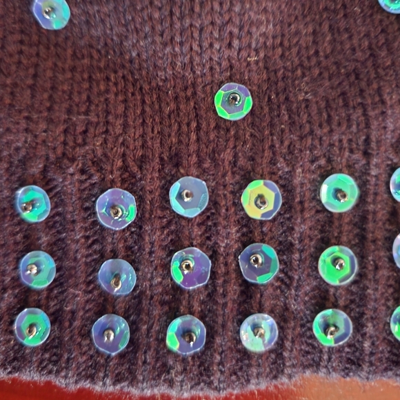 Winter Cap Beanie - Picture 2 of 3